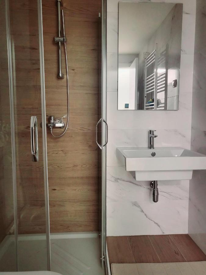 Nika Appartement Banja Luka Buitenkant foto