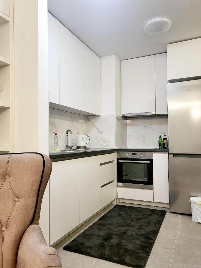 Nika Appartement Banja Luka Buitenkant foto