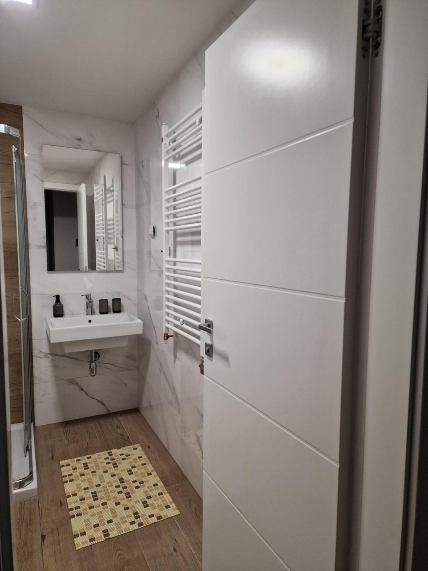 Nika Appartement Banja Luka Buitenkant foto
