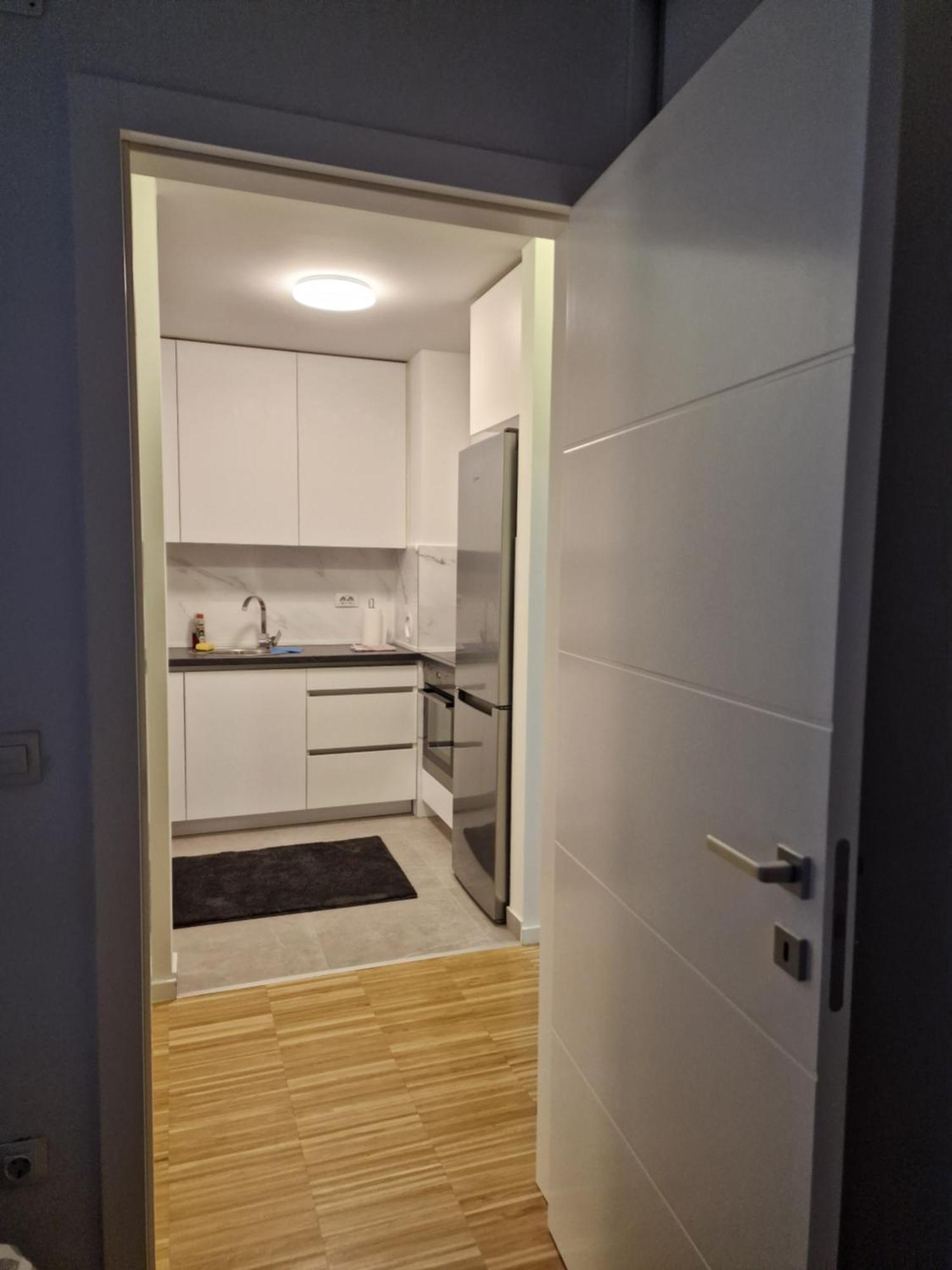 Nika Appartement Banja Luka Buitenkant foto